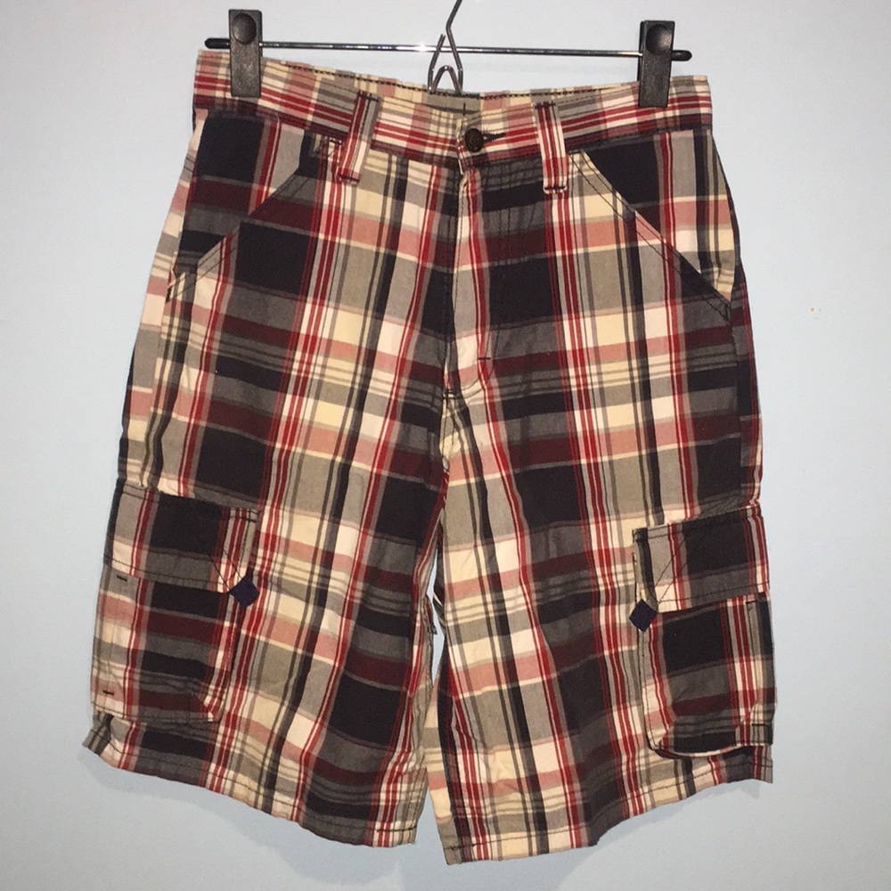 Plaid cargo shorts